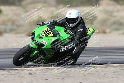 media/Jan-15-2026-Racers Edge (Thu) [[dfebeb70ab]]/3-B Group/Session 4 (Turn 6 Inside)/